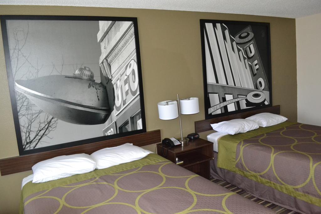 Super 8 By Wyndham Roswell Motel Kültér fotó